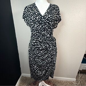 Maggy London Monochrome Abstract Midi Dress